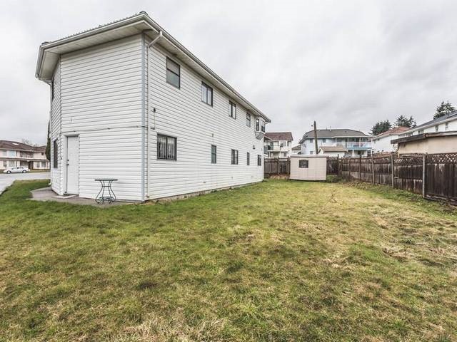 13379 88A AVENUE, Surrey, BC 8