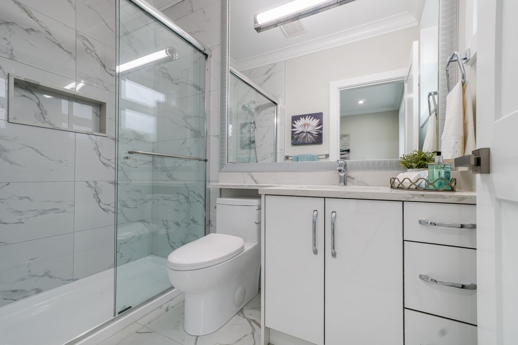 8225 ROYAL OAK AVENUE BURNABY V5J4L1 11