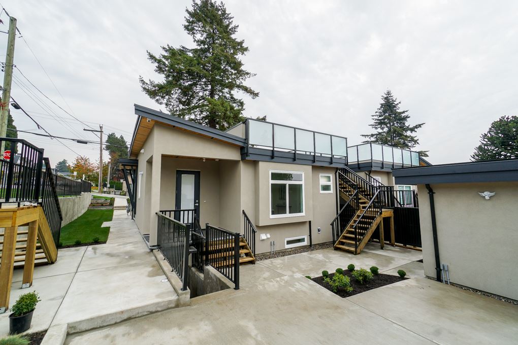 8225 ROYAL OAK AVENUE BURNABY V5J4L1 5