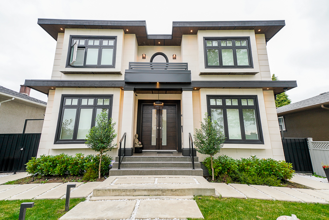 6743 Strathmore Ave Burnaby 2
