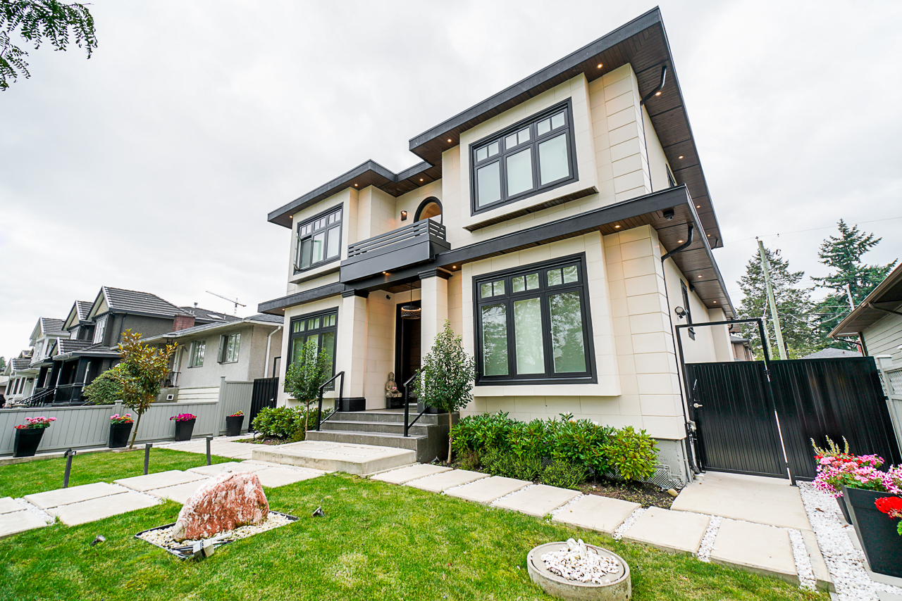 6743 Strathmore Ave Burnaby 5