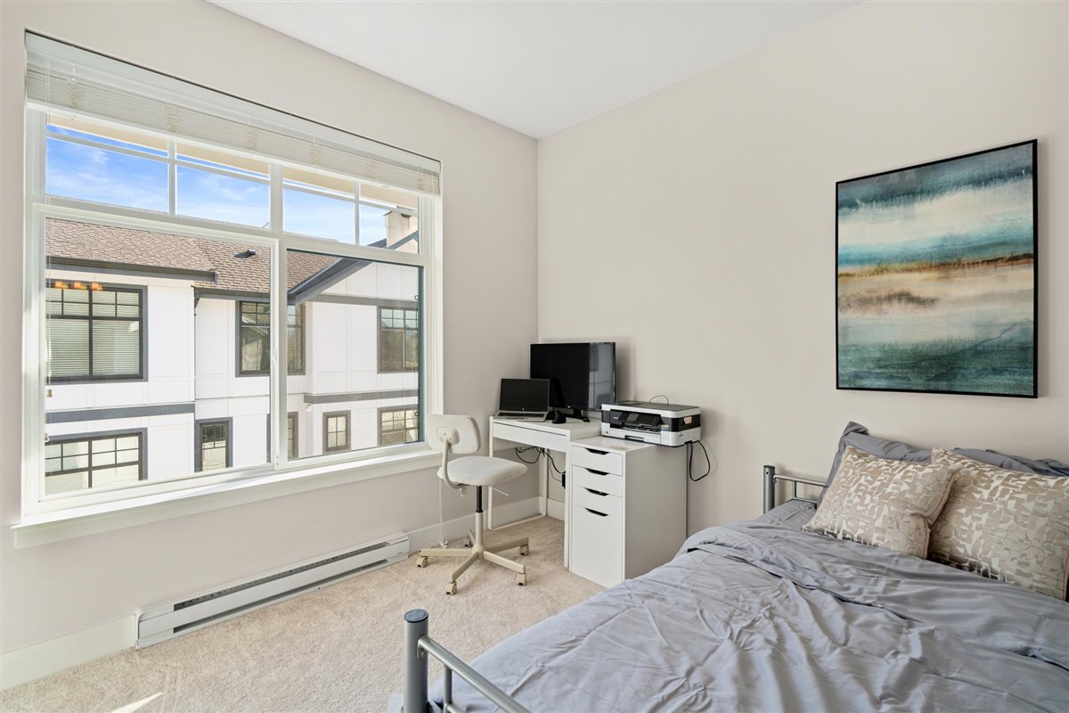 1-5202 SAVILE ROW, BURNABY 48