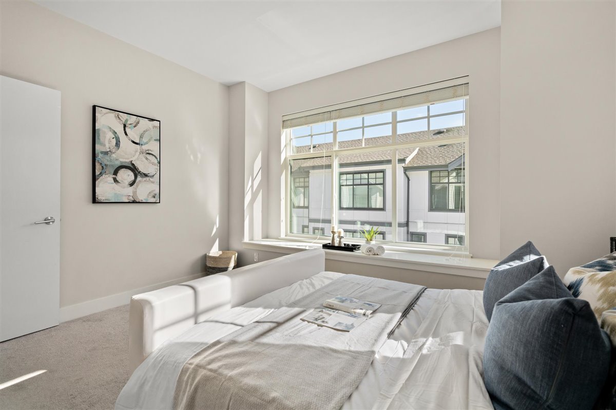 1-5202 SAVILE ROW, BURNABY 49