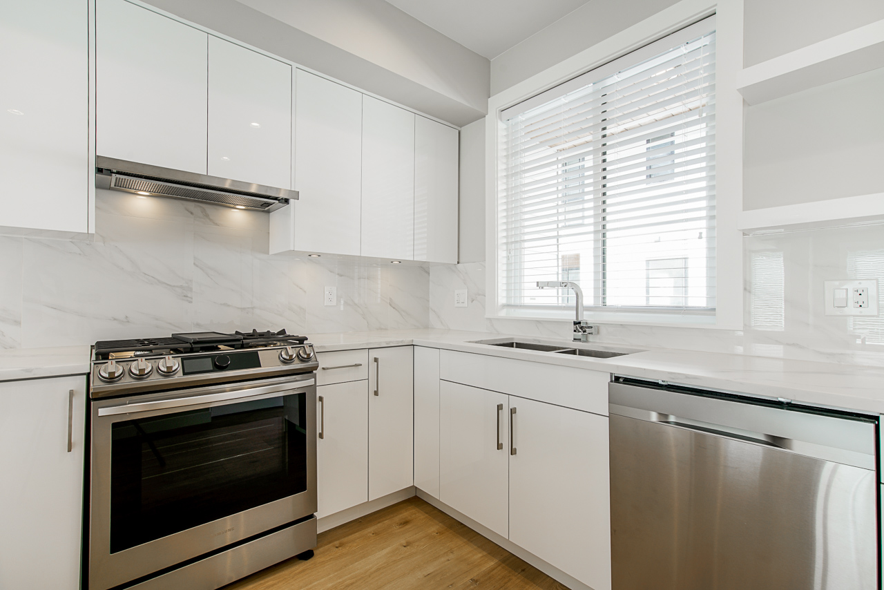 56 16511 WATSON DRIVE, SURREY 16