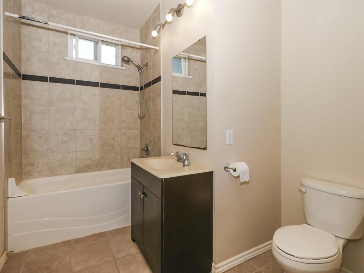 1150 Vanier Avenue, Coquitlam 14