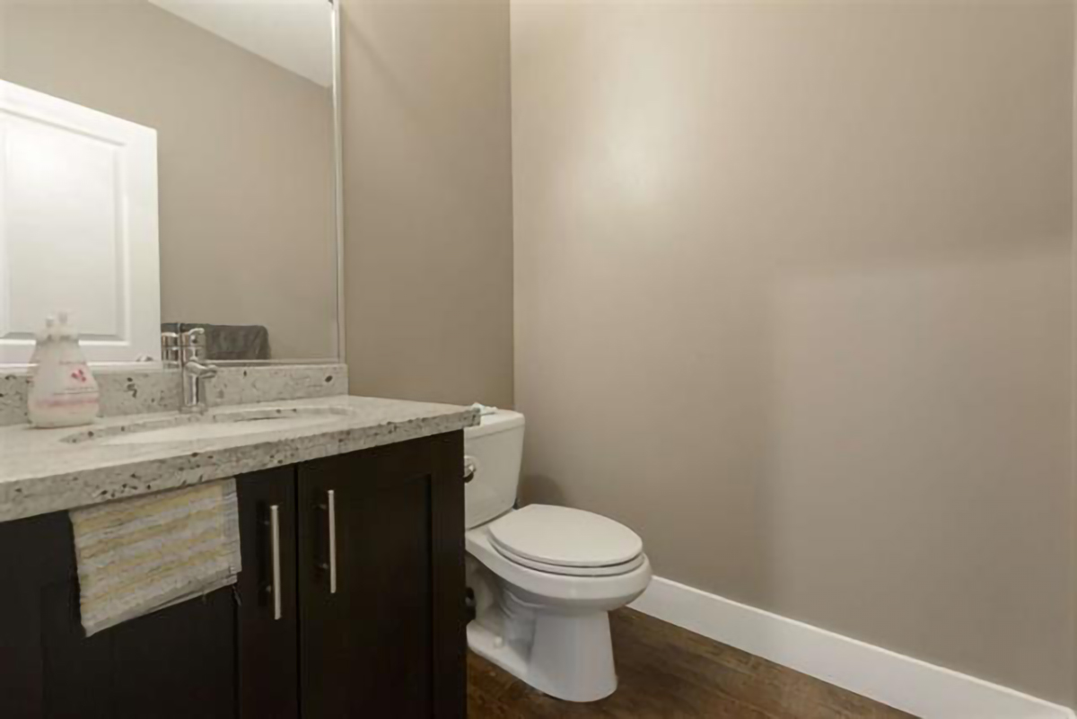1 8418 163 Street, Surrey 11