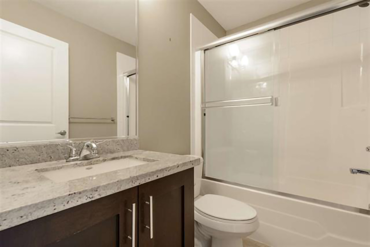 1 8418 163 Street, Surrey 15