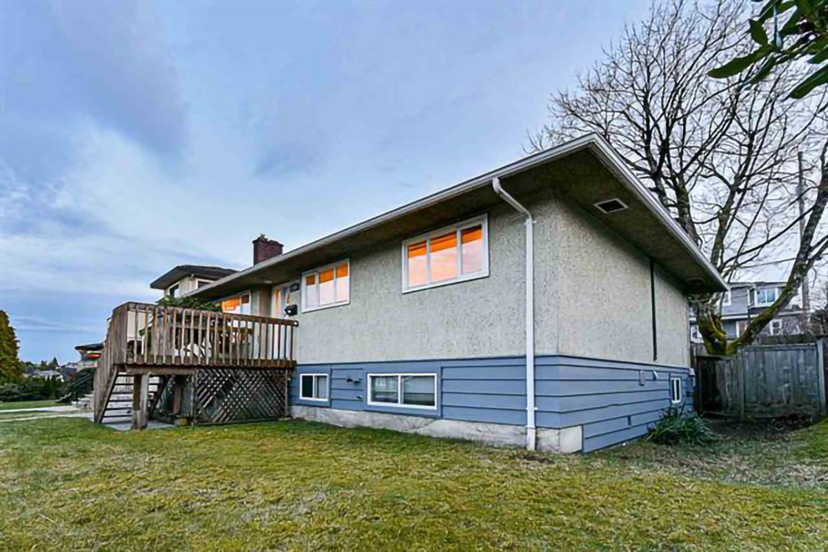 4196 Gilpin Crescent, Burnaby 2