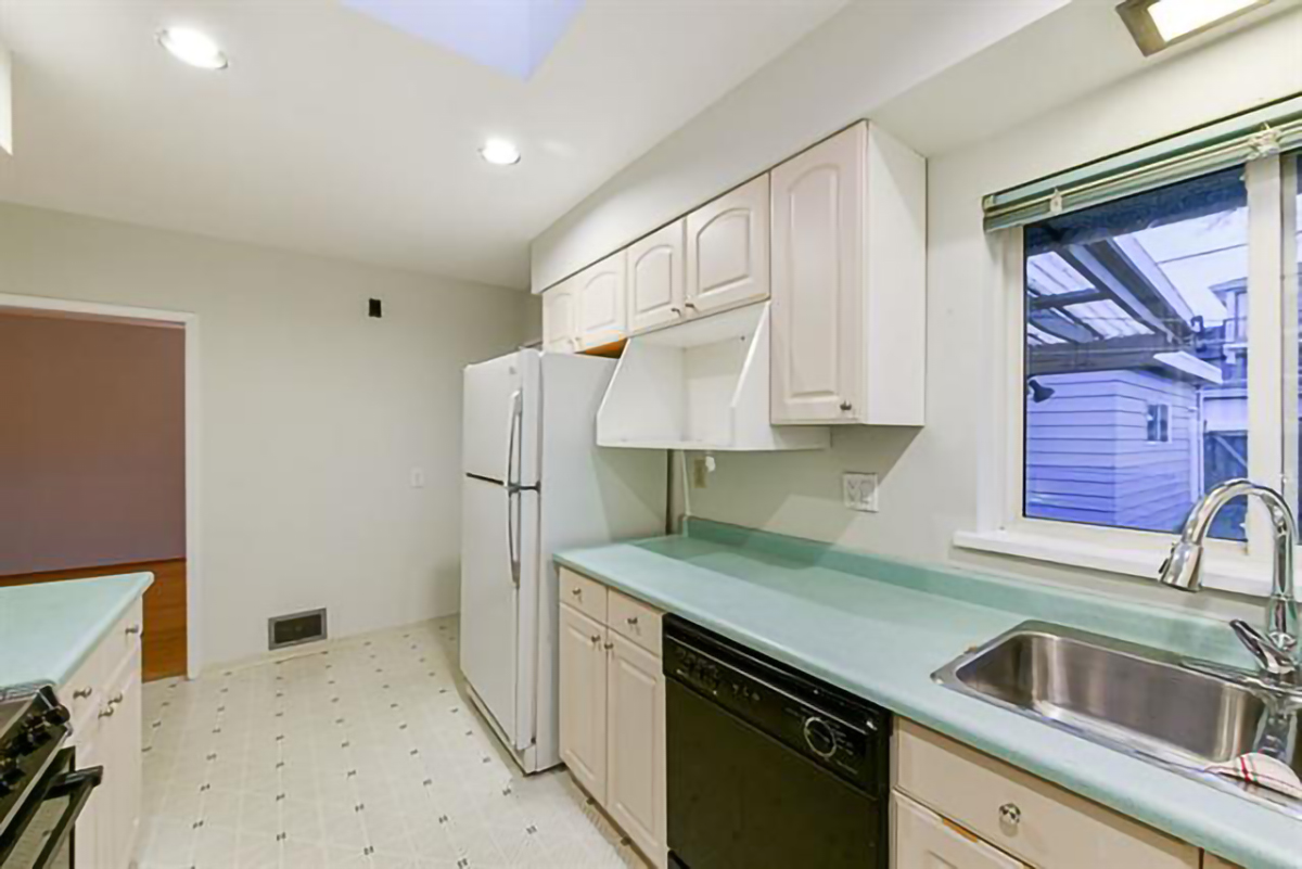 4196 Gilpin Crescent, Burnaby 13
