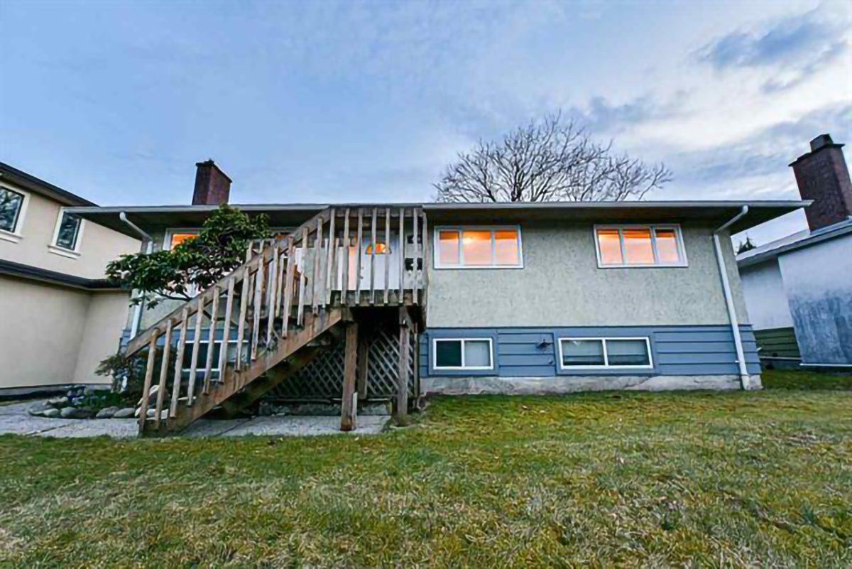 4196 Gilpin Crescent, Burnaby 3