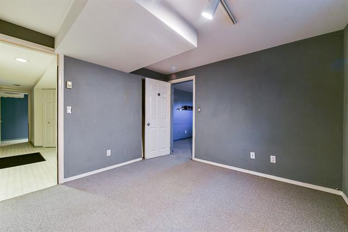 4196 Gilpin Crescent, Burnaby 25