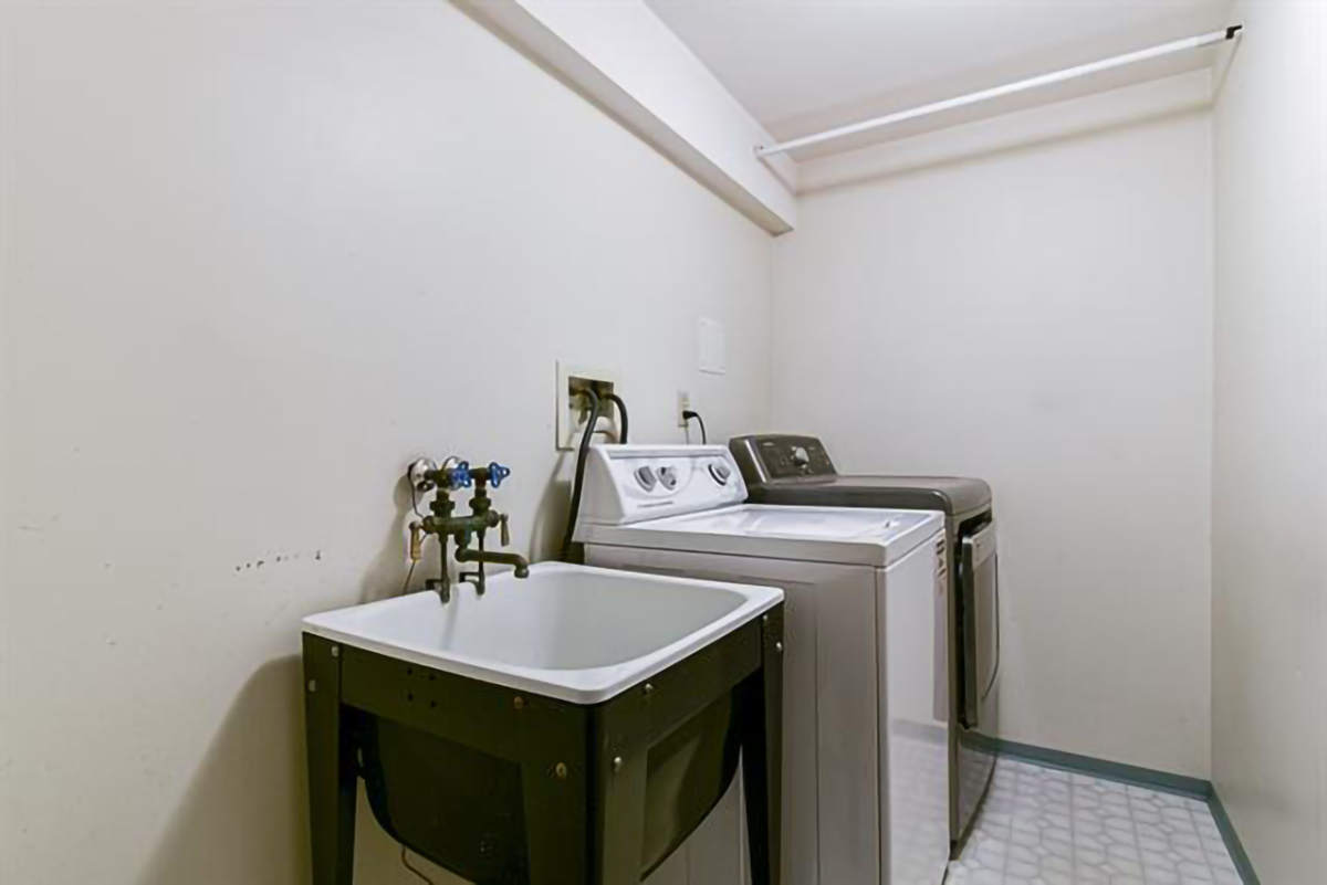 4196 Gilpin Crescent, Burnaby 30