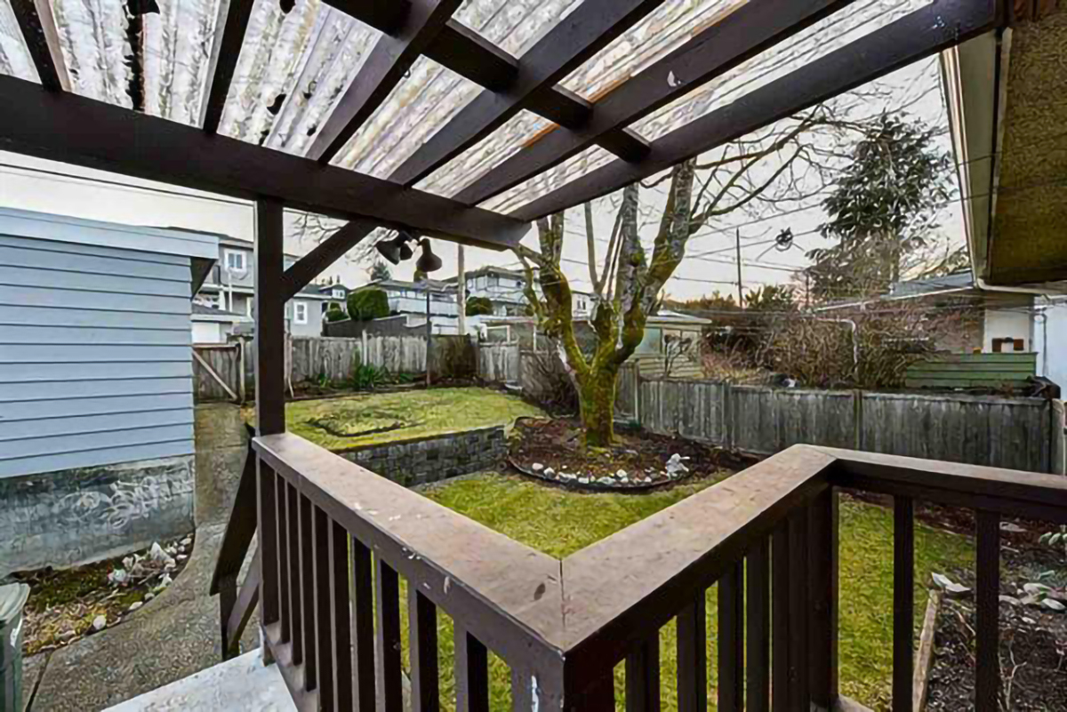 4196 Gilpin Crescent, Burnaby 33