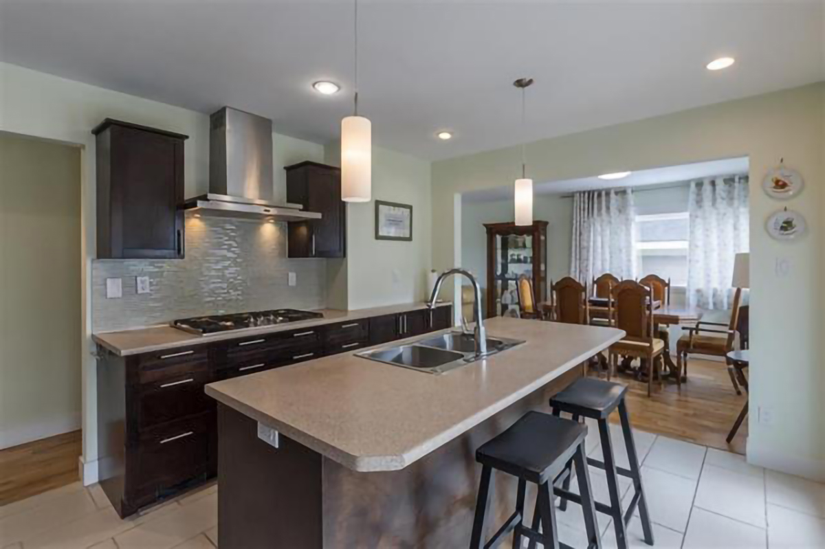7034 Malibu Drive, Burnaby 14