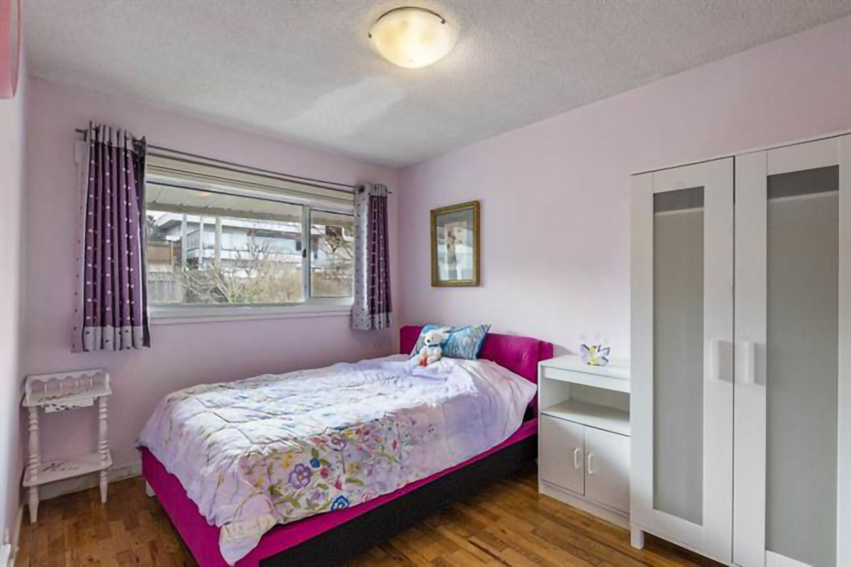 7034 Malibu Drive, Burnaby 21