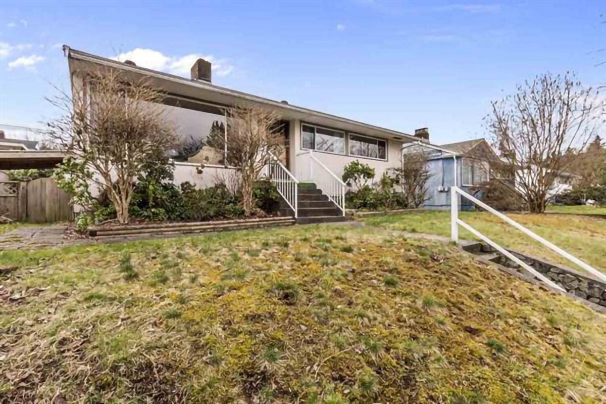7034 Malibu Drive, Burnaby 25