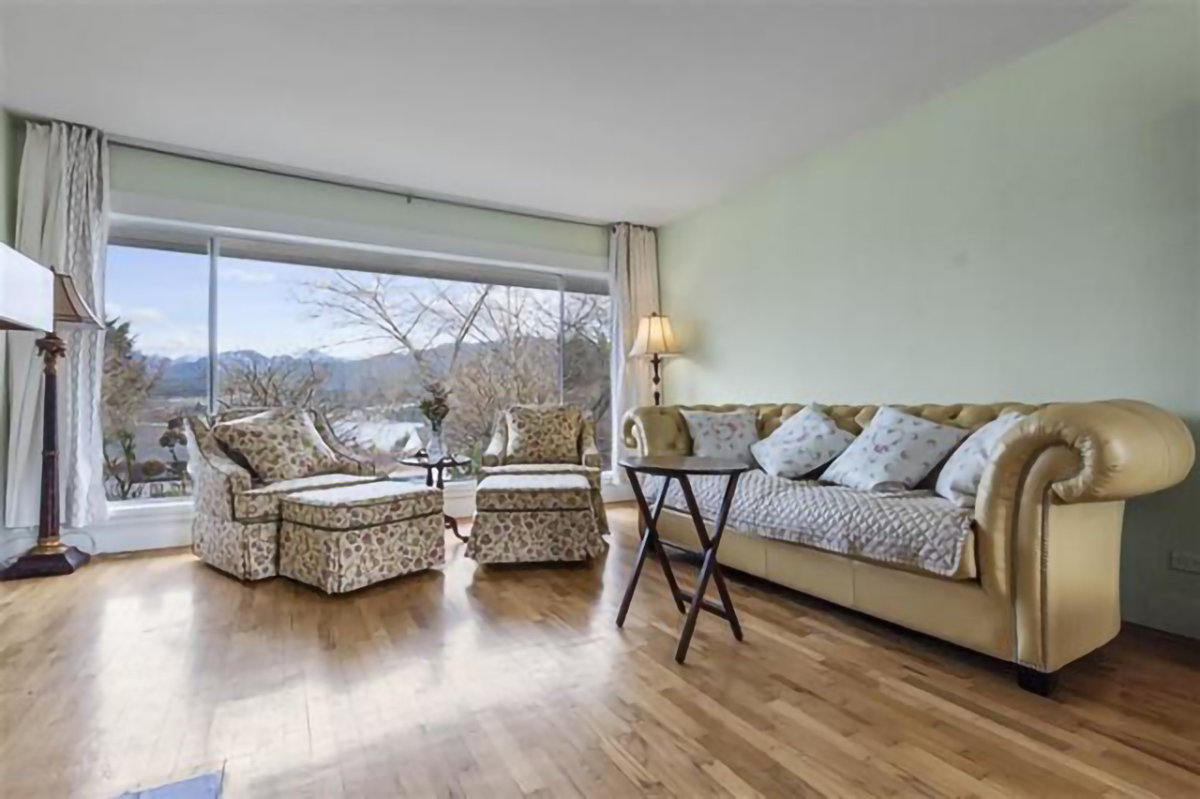 7034 Malibu Drive, Burnaby 5
