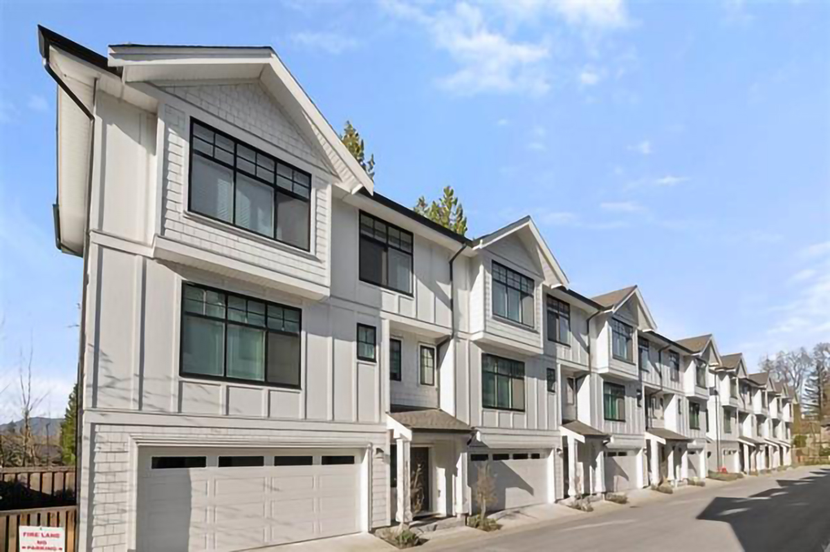 1 5202 Savile Row, Burnaby 2