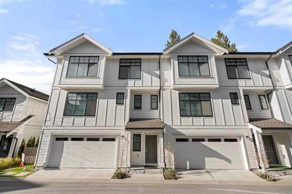 1 5202 SAVILE ROW, Burnaby