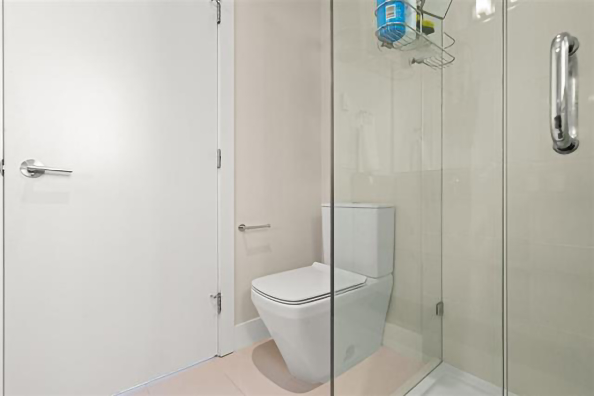 1 5202 Savile Row, Burnaby 20