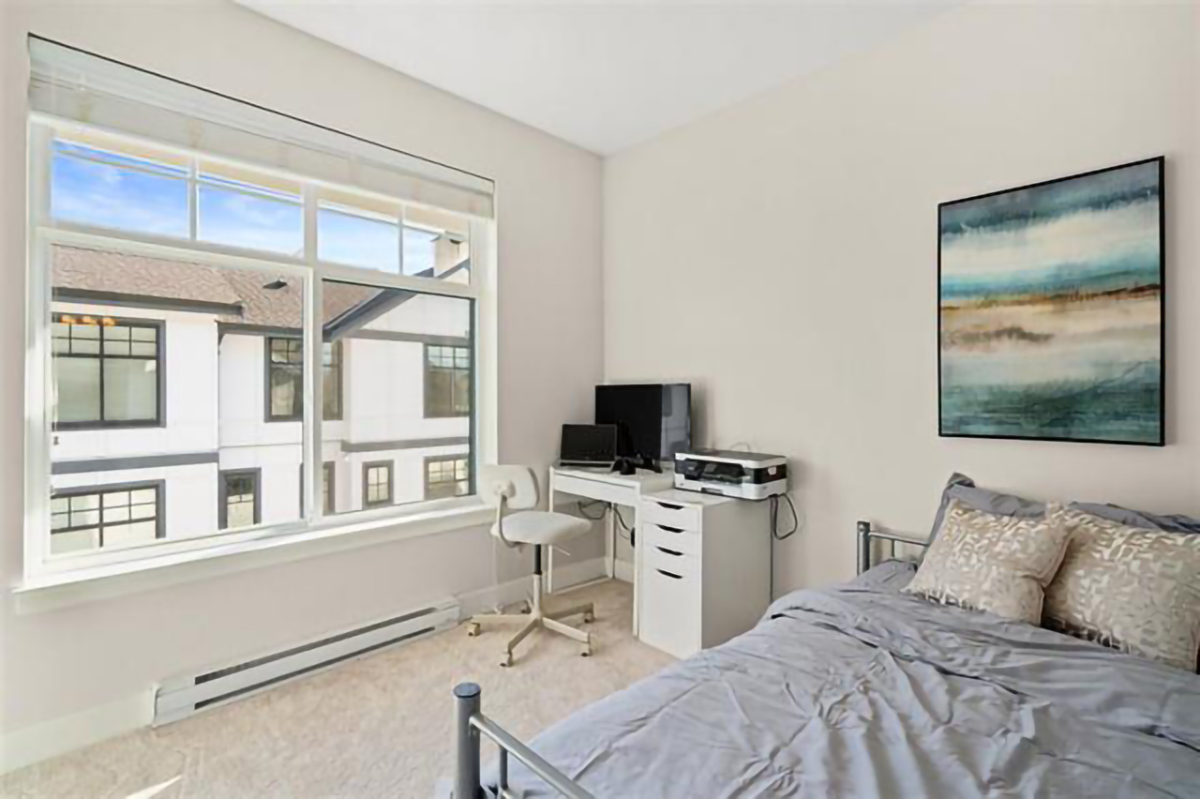 1 5202 Savile Row, Burnaby 23