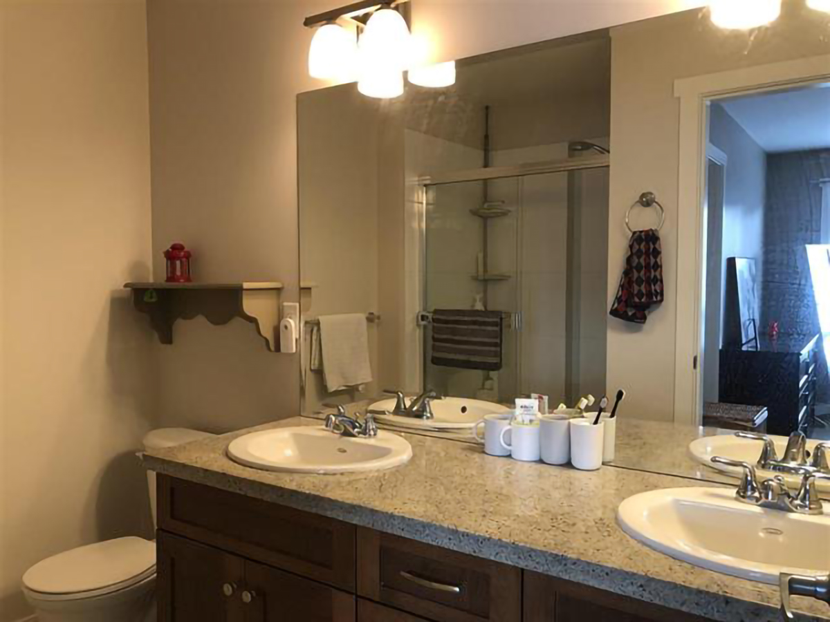 44 7848 170 Street, Surrey 14