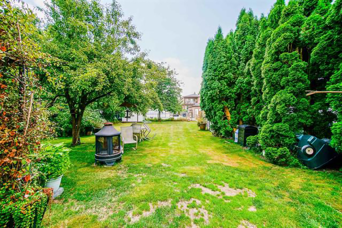 7360 13th Avenue, Burnaby 9
