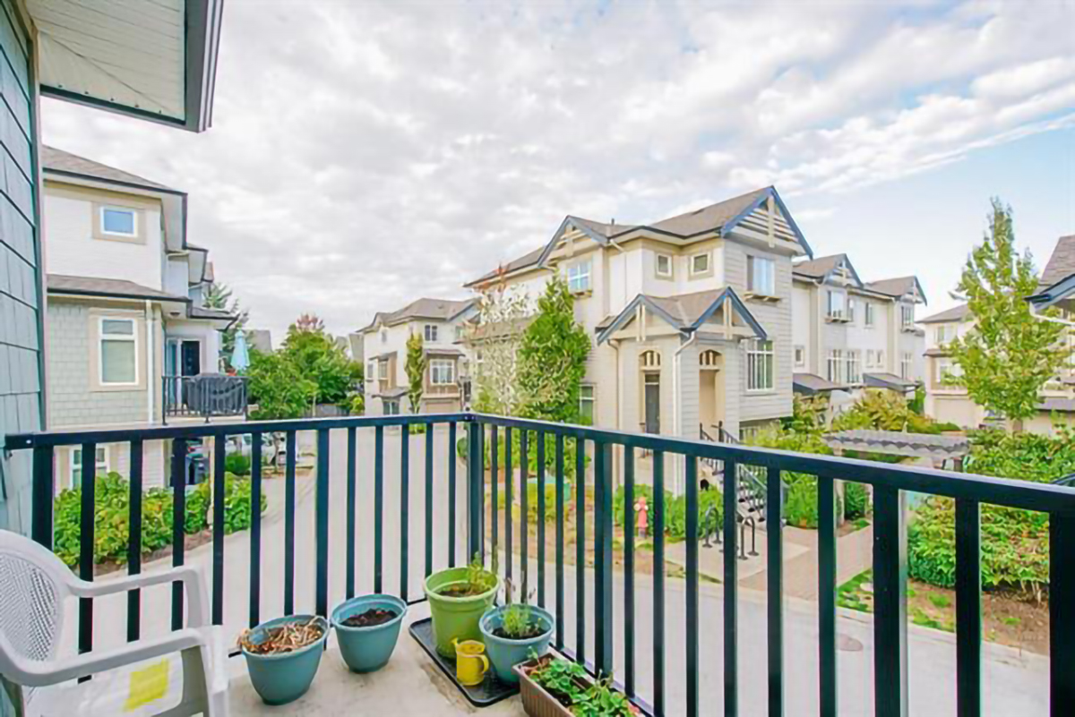 1 8418 163 Street, Surrey 19