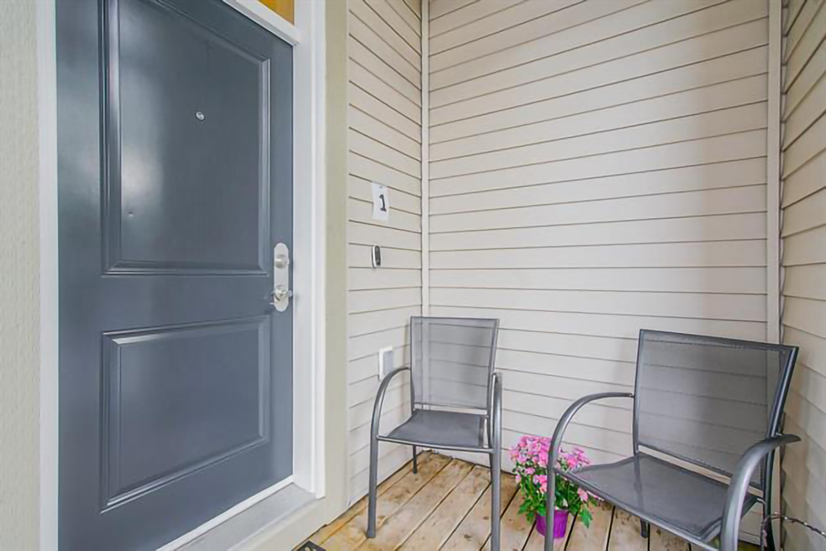 1 8418 163 Street, Surrey 5