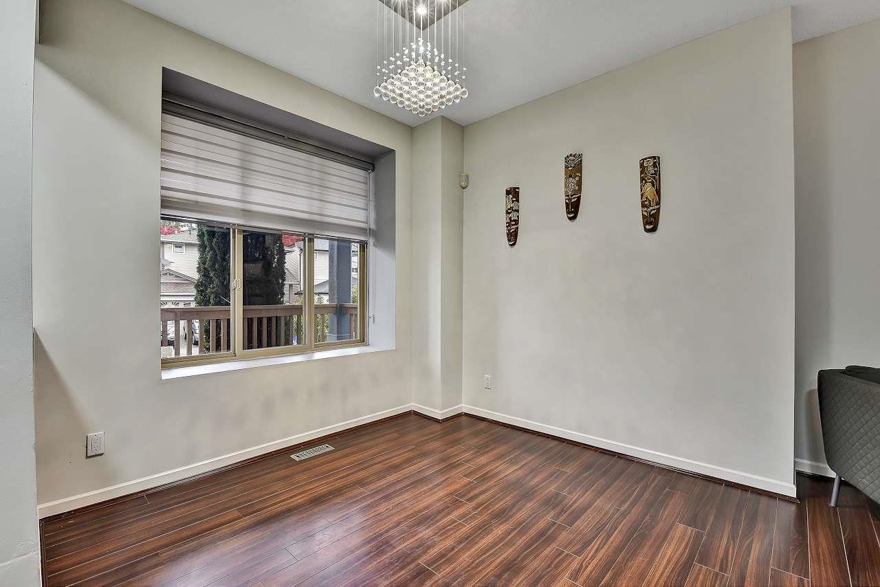 17 8675 209 STREET 10