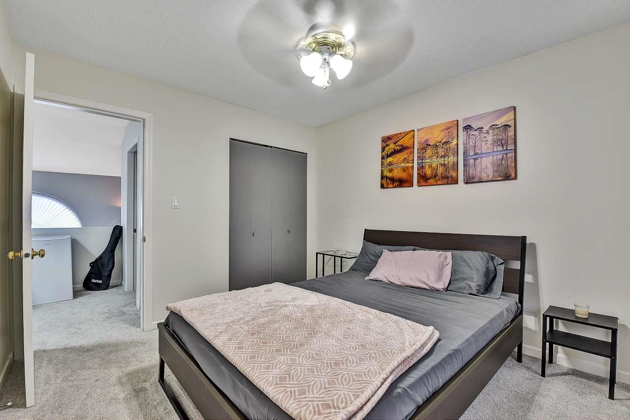 17 8675 209 STREET 17