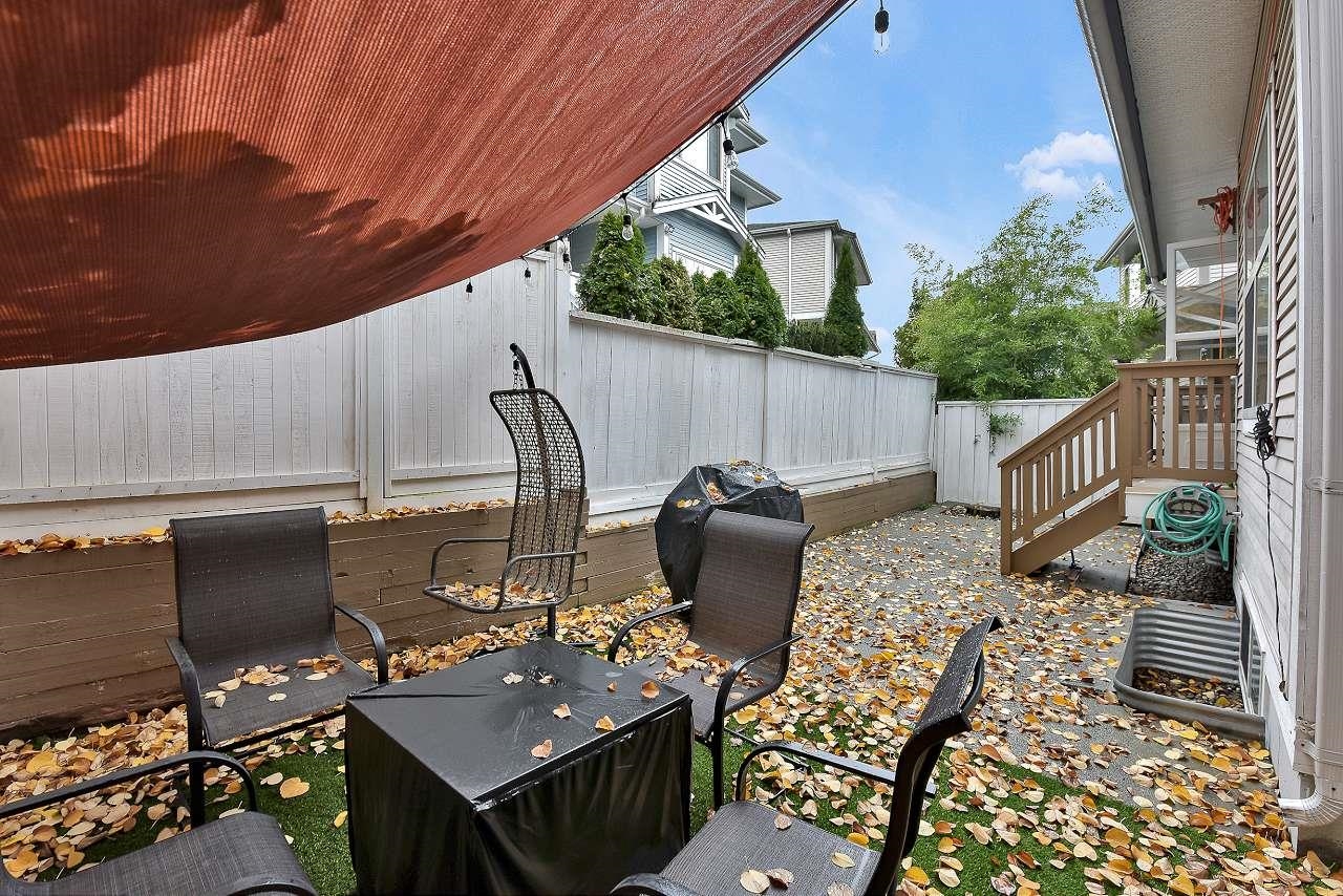 17 8675 209 STREET 32
