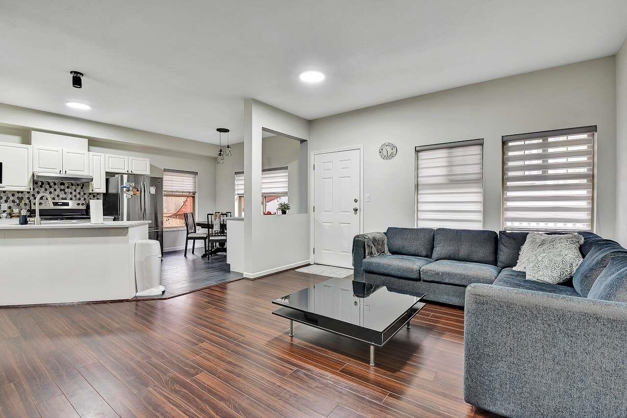 17 8675 209 STREET 7