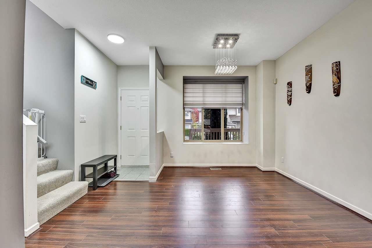 17 8675 209 STREET 9