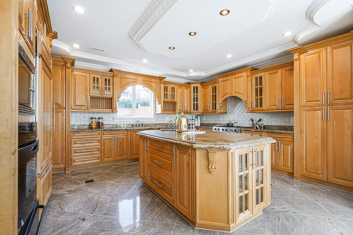7654 Stanley Crescent, Burnaby 12