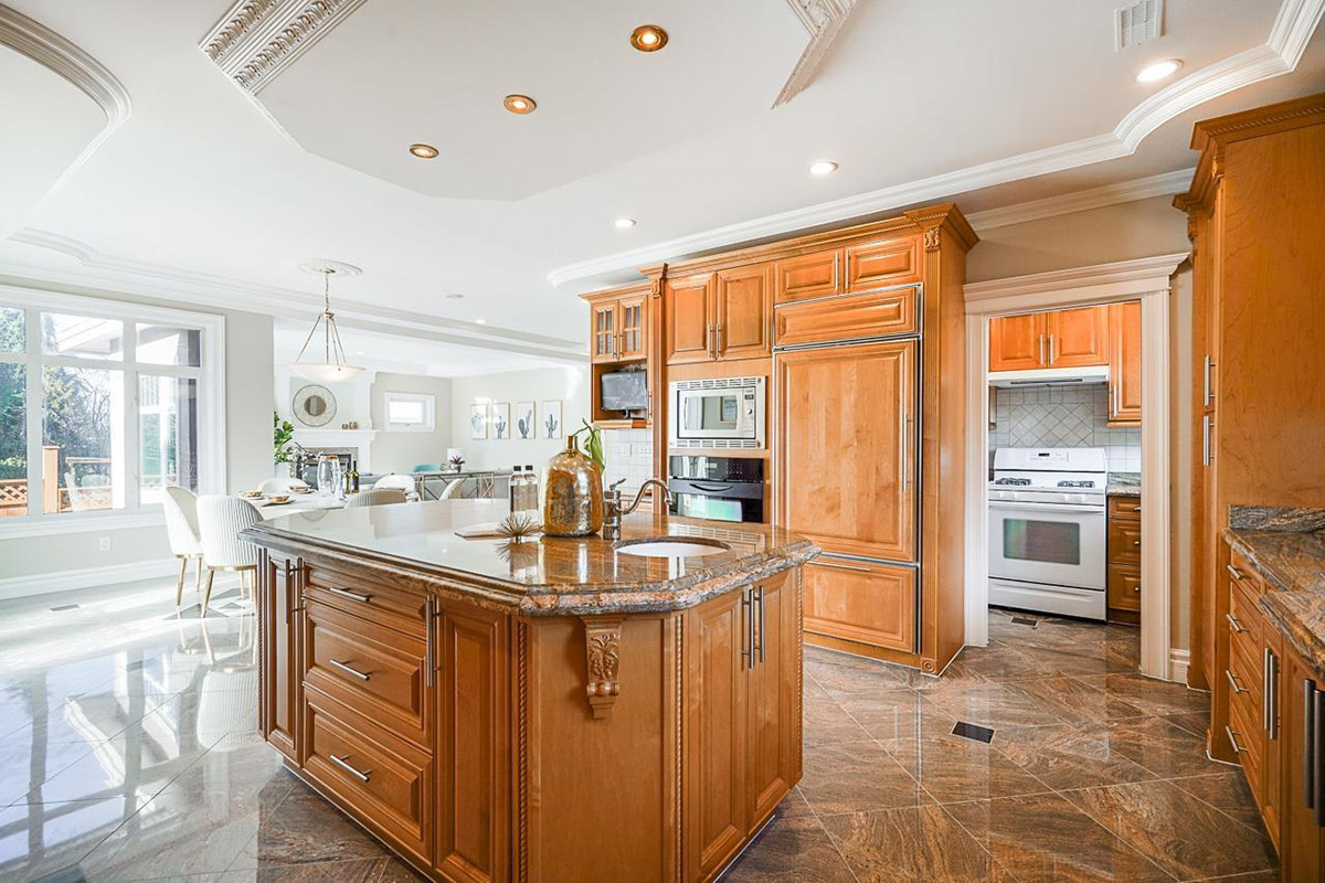 7654 Stanley Crescent, Burnaby 13