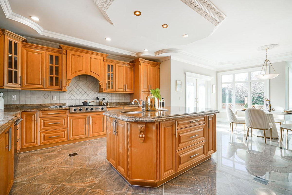 7654 Stanley Crescent, Burnaby 14