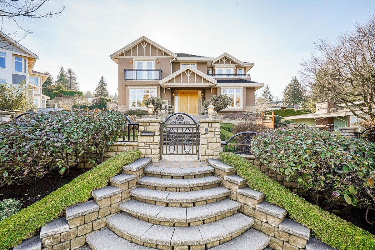 7654 Stanley Crescent, Burnaby 2