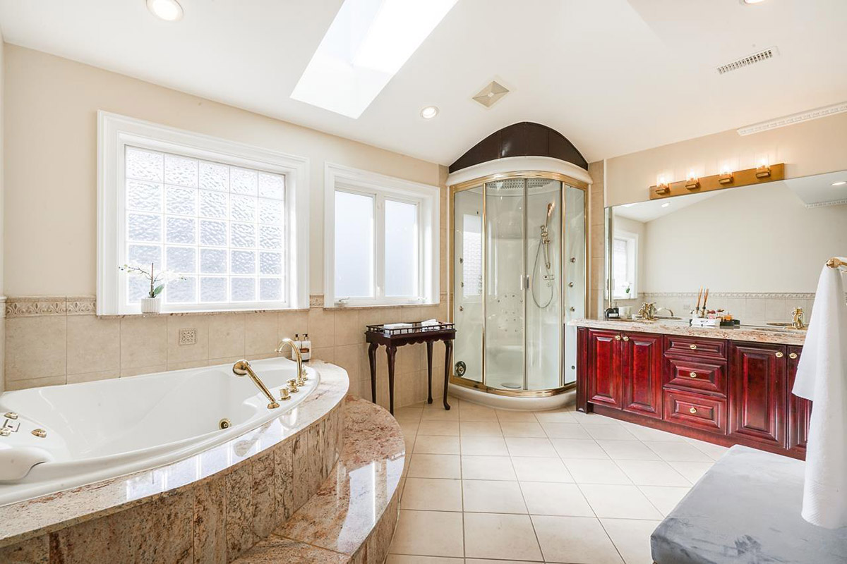 7654 Stanley Crescent, Burnaby 21
