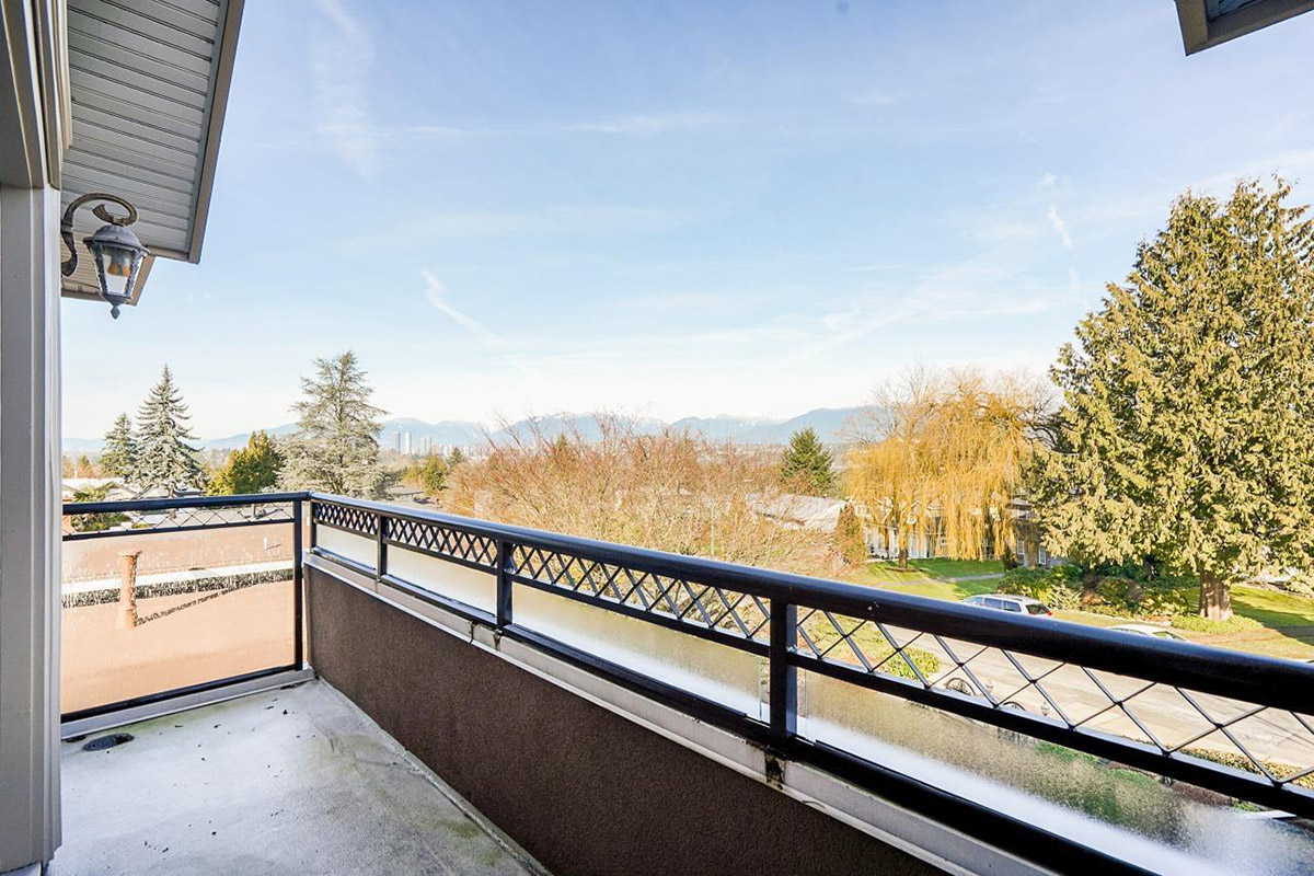 7654 Stanley Crescent, Burnaby 22