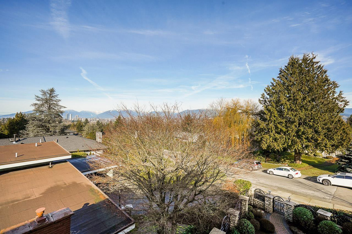 7654 Stanley Crescent, Burnaby 29