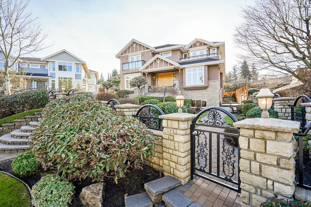 7654 Stanley Crescent, Burnaby 3