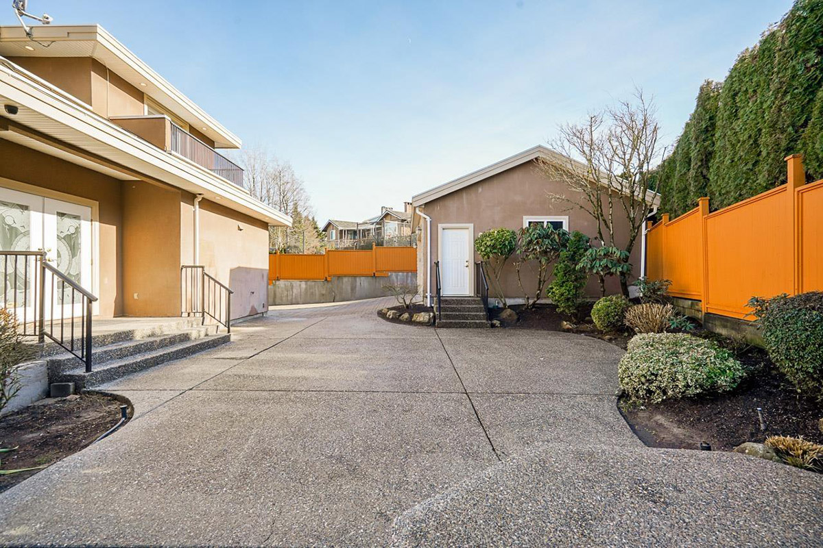 7654 Stanley Crescent, Burnaby 36
