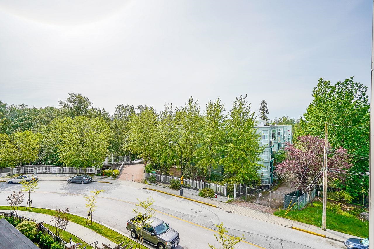406 22577 ROYAL CRESCENT 32