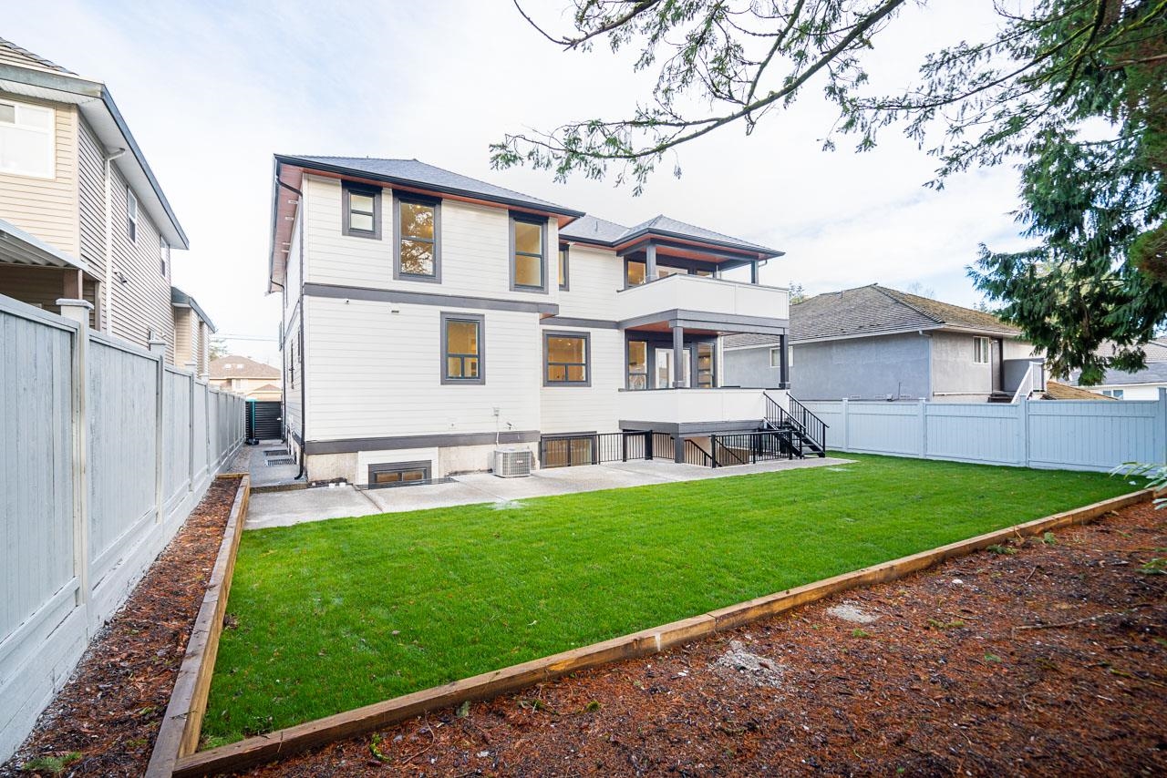 13530 79 AVENUE 39