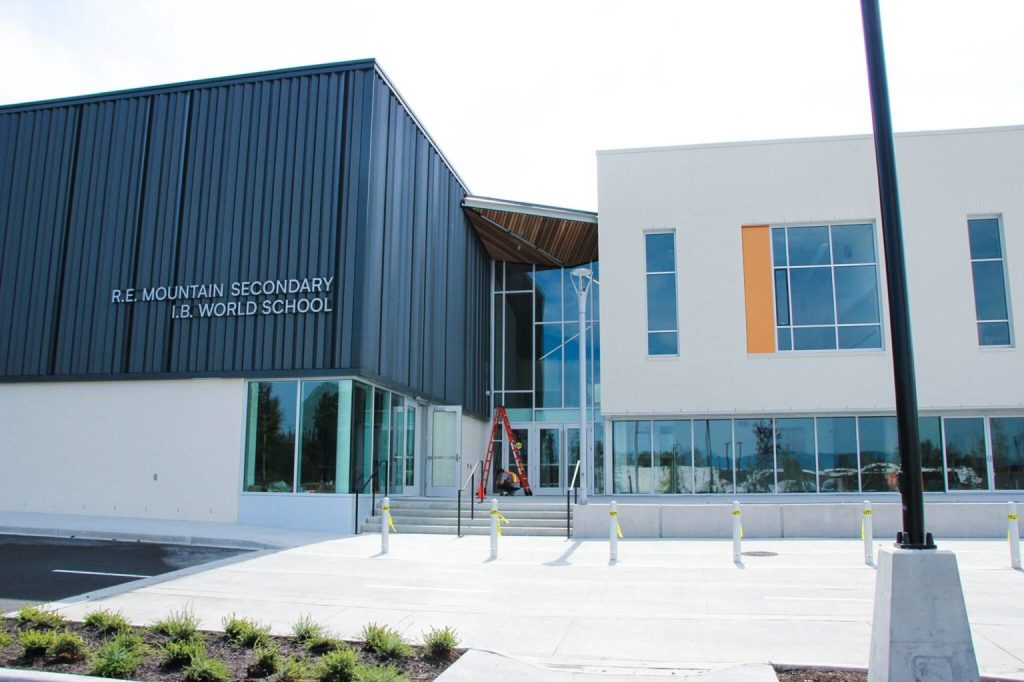 Best Public Schools in Langley