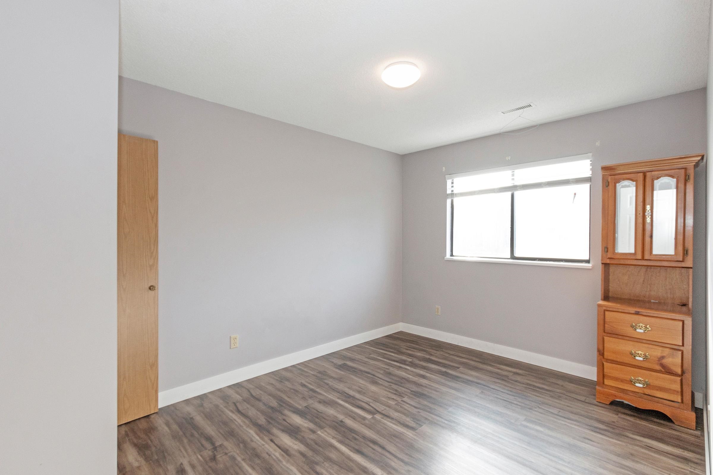 362 PEMBINA STREET 25