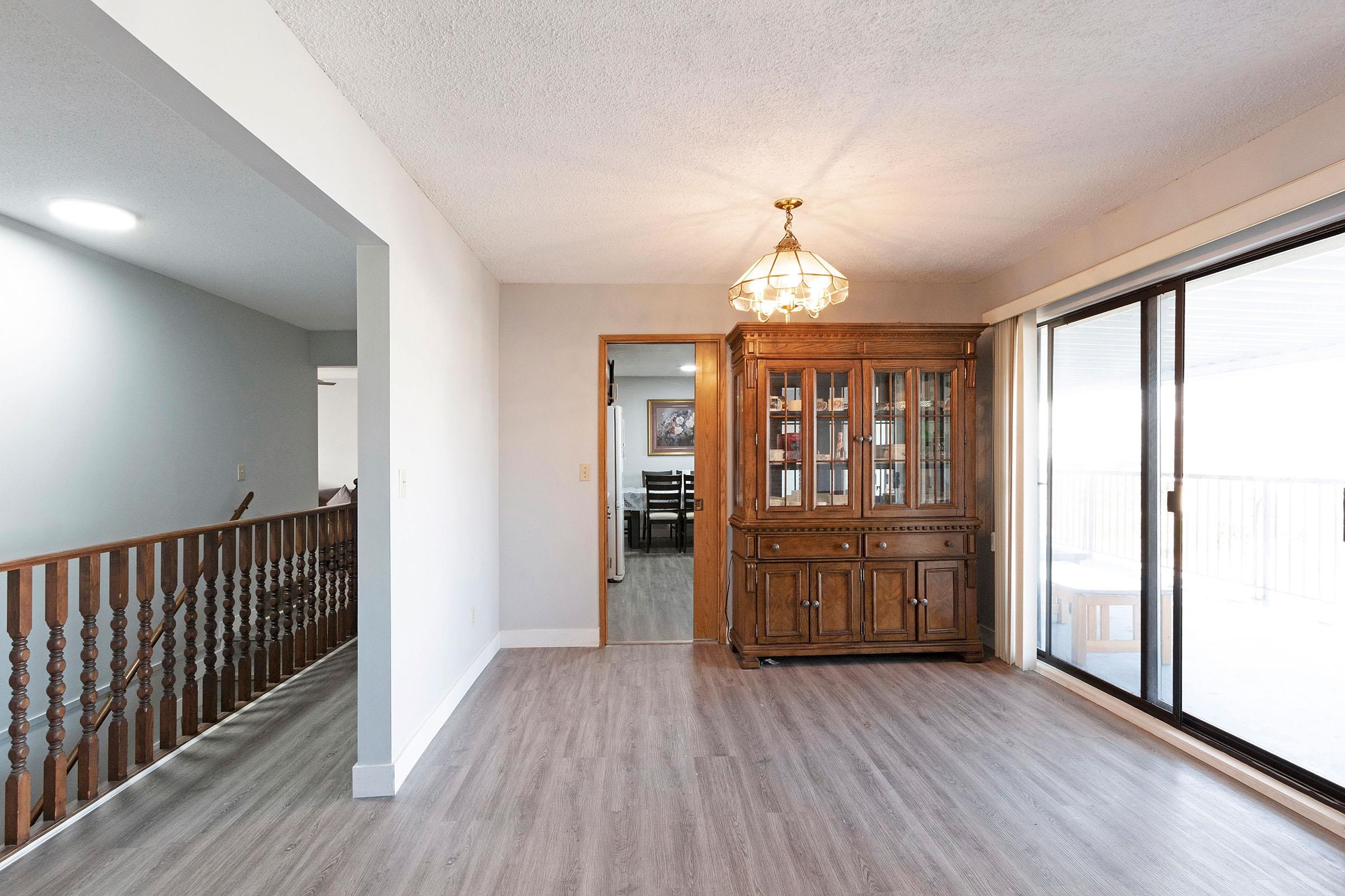 362 PEMBINA STREET 5