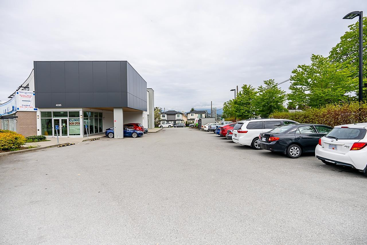 4695 Canada Way, Burnaby 4