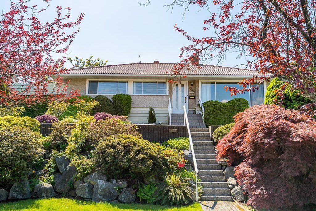 7046 Sierra Drive, Burnaby